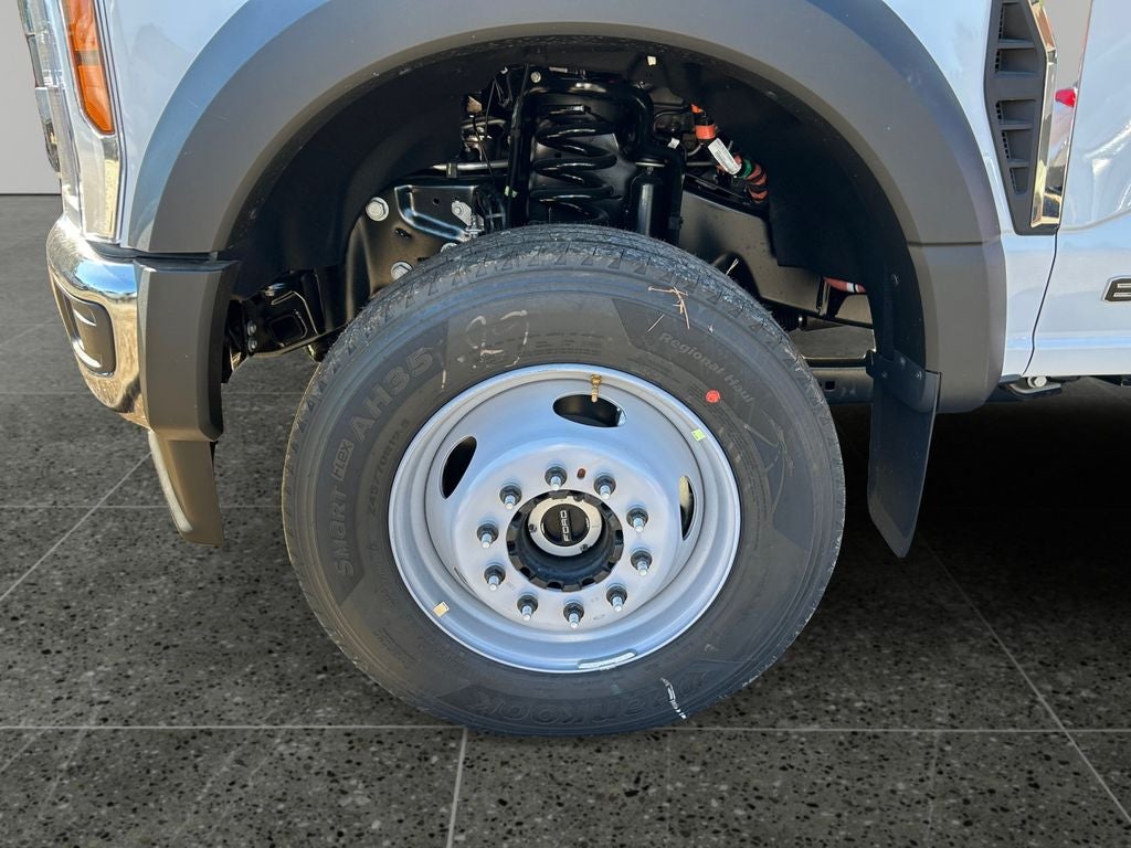 2025 Ford F-600SD XL