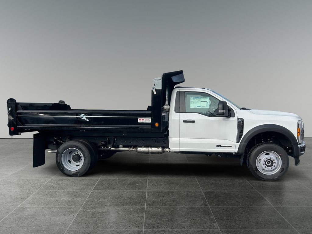 2025 Ford F-600SD XL