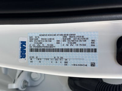 2027 Ford F-550SD Platinum