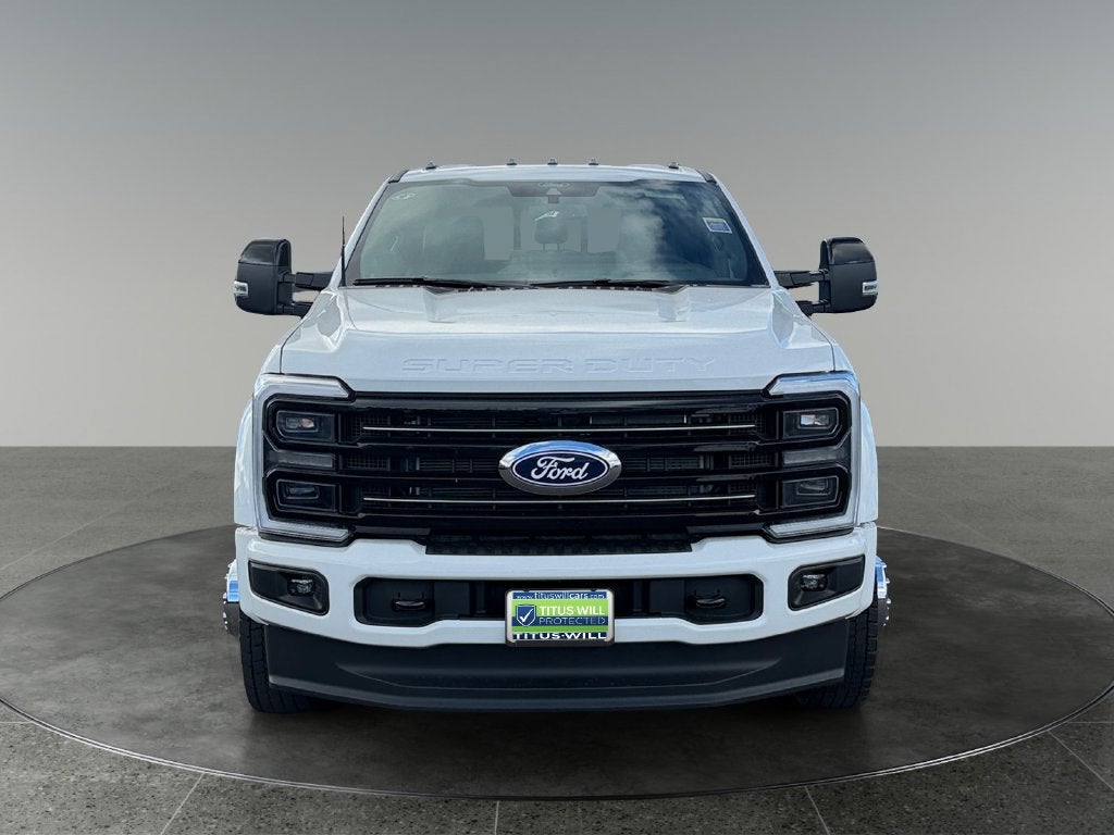 2027 Ford F-550SD Platinum