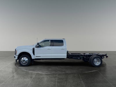 2027 Ford F-550SD Platinum