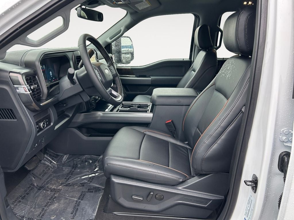 2026 Ford F-550SD Lariat DRW