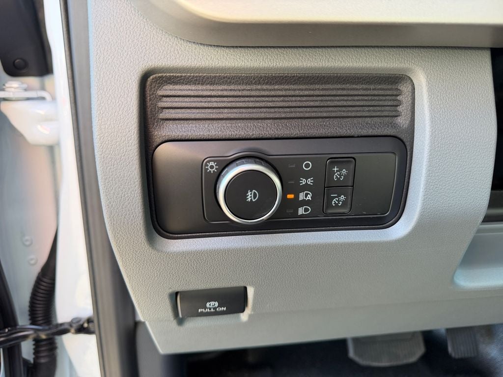 2027 Ford F-550SD XL DRW