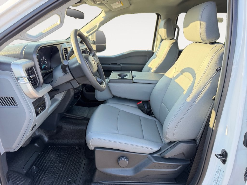 2027 Ford F-550SD XL DRW