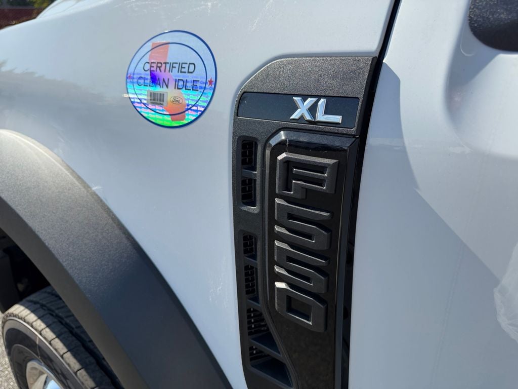 2027 Ford F-550SD XL DRW