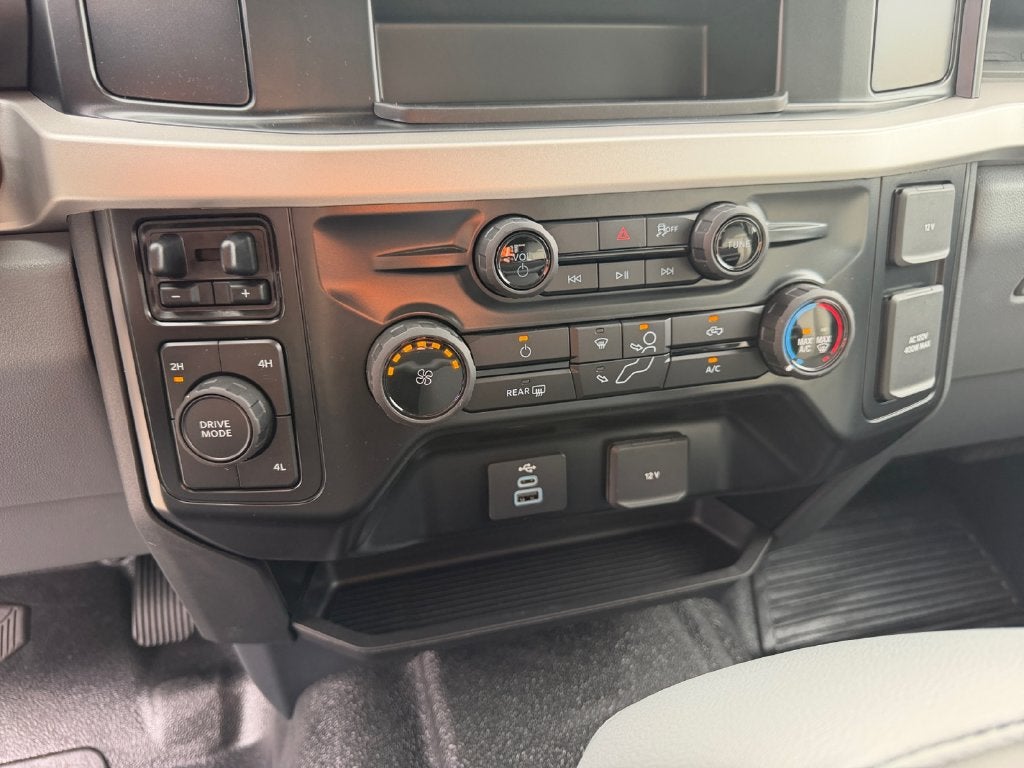 2026 Ford F-550SD XL DRW