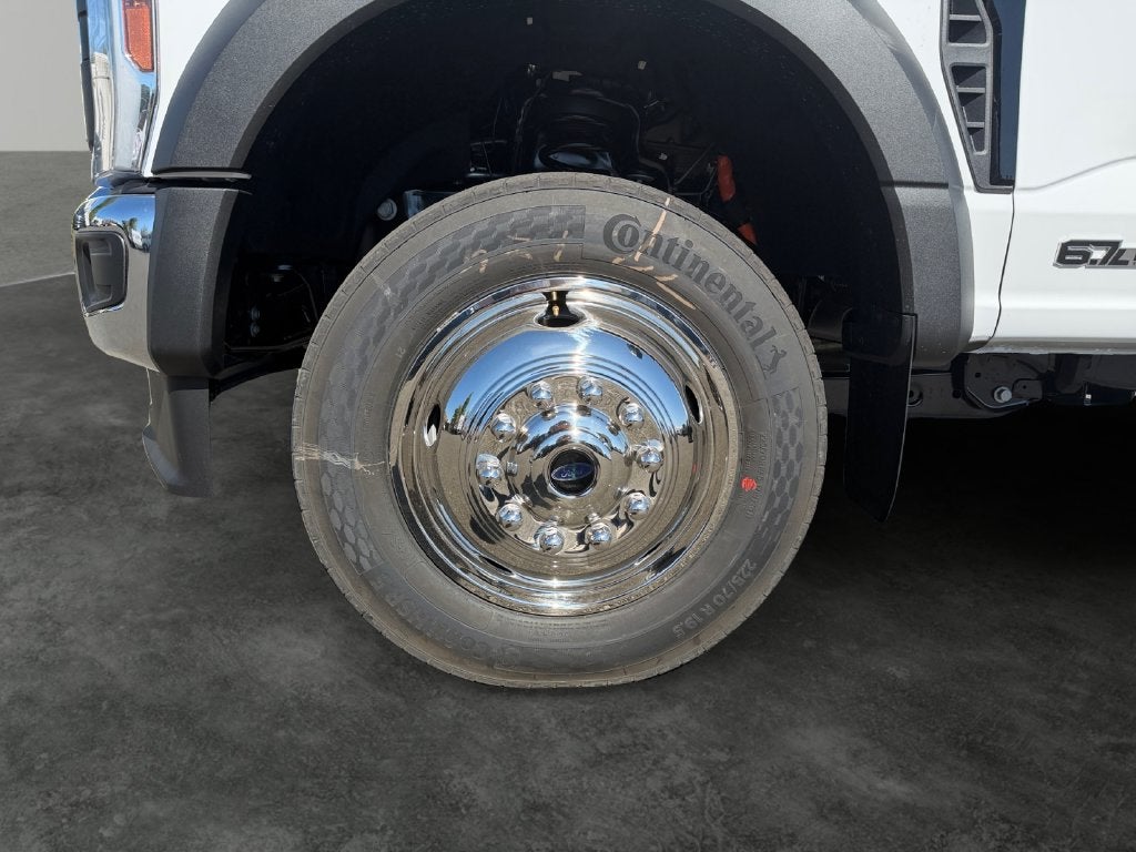 2027 Ford F-550SD F-550® XL