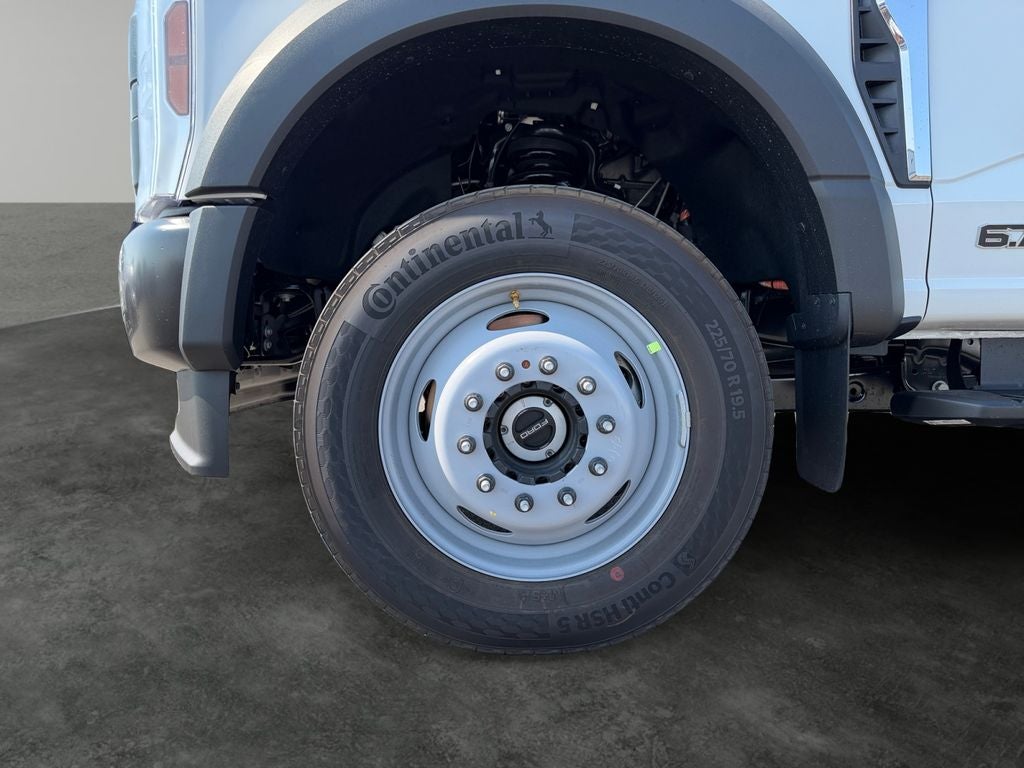 2026 Ford F-550SD DRW