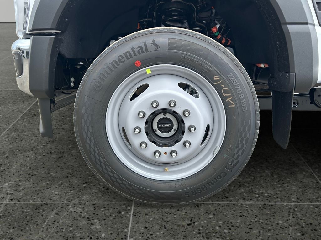 2026 Ford F-550SD DRW
