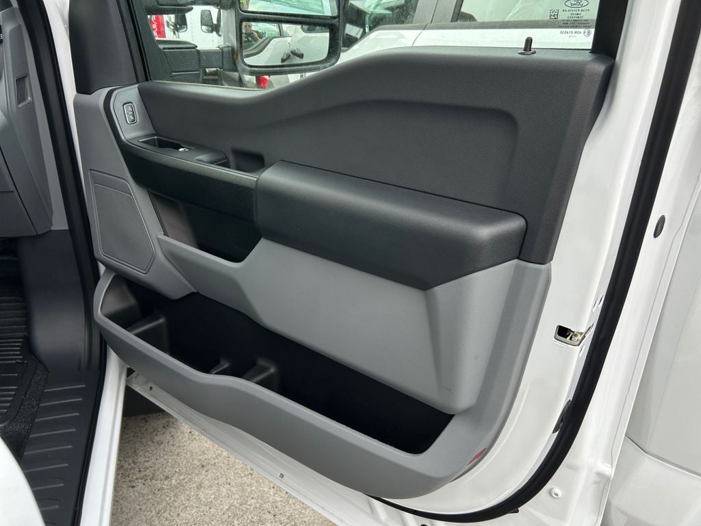 2025 Ford F-550SD XL DRW