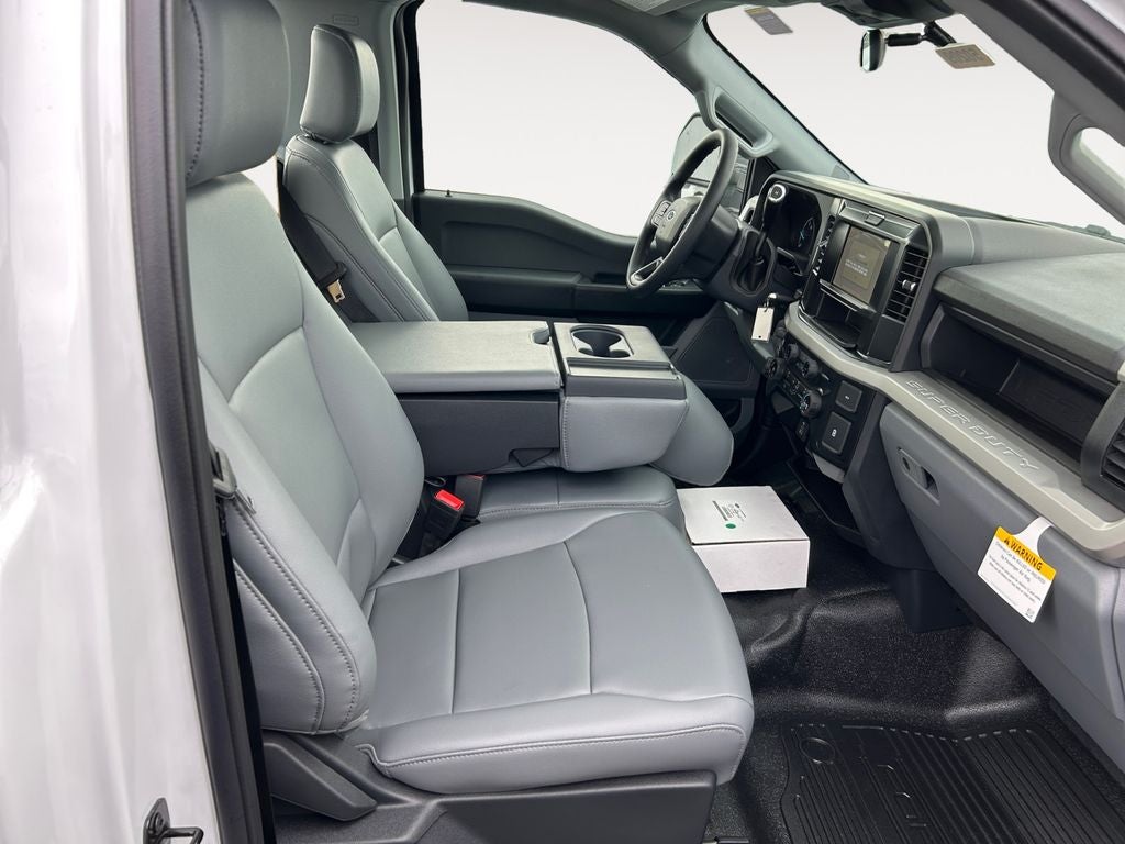 2025 Ford F-550SD XL DRW