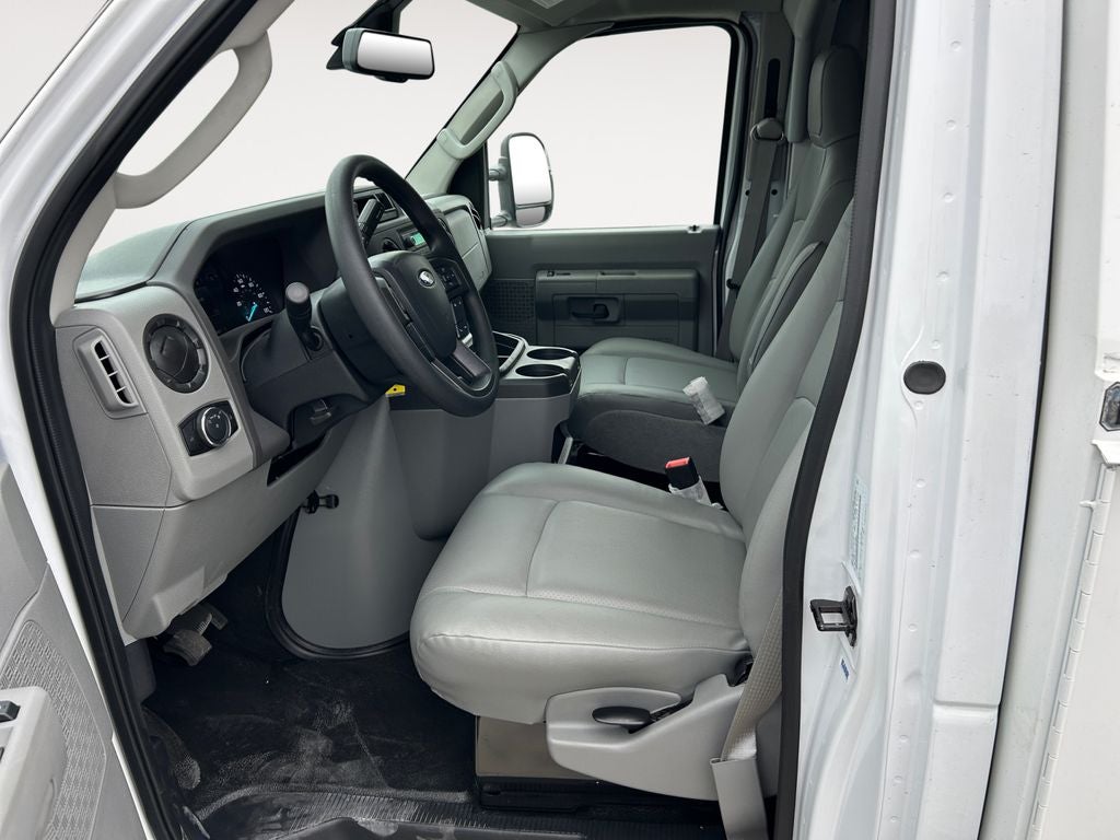 2026 Ford E-350 KUV Base Cutaway