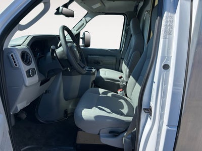 2026 Ford E-350 Base Cutaway