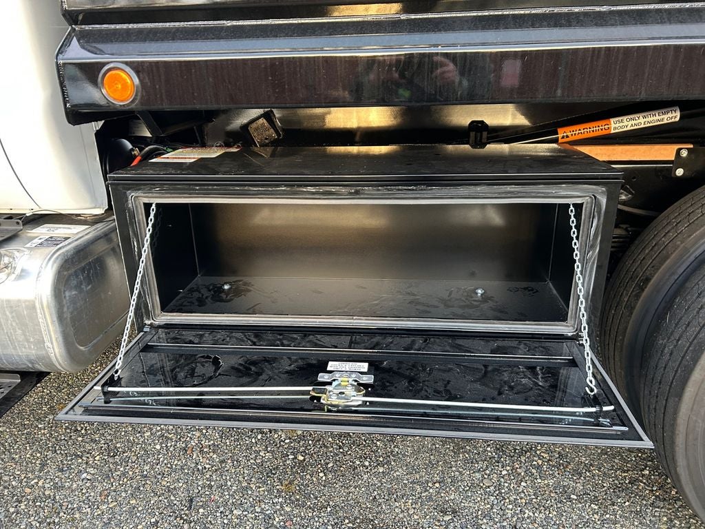 2026 Ford F-750SD Base