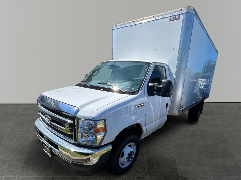 2026 Ford E-450SD Base