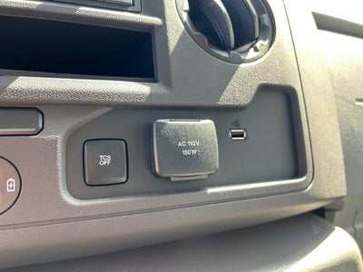 2026 Ford E-450 Box Van Base