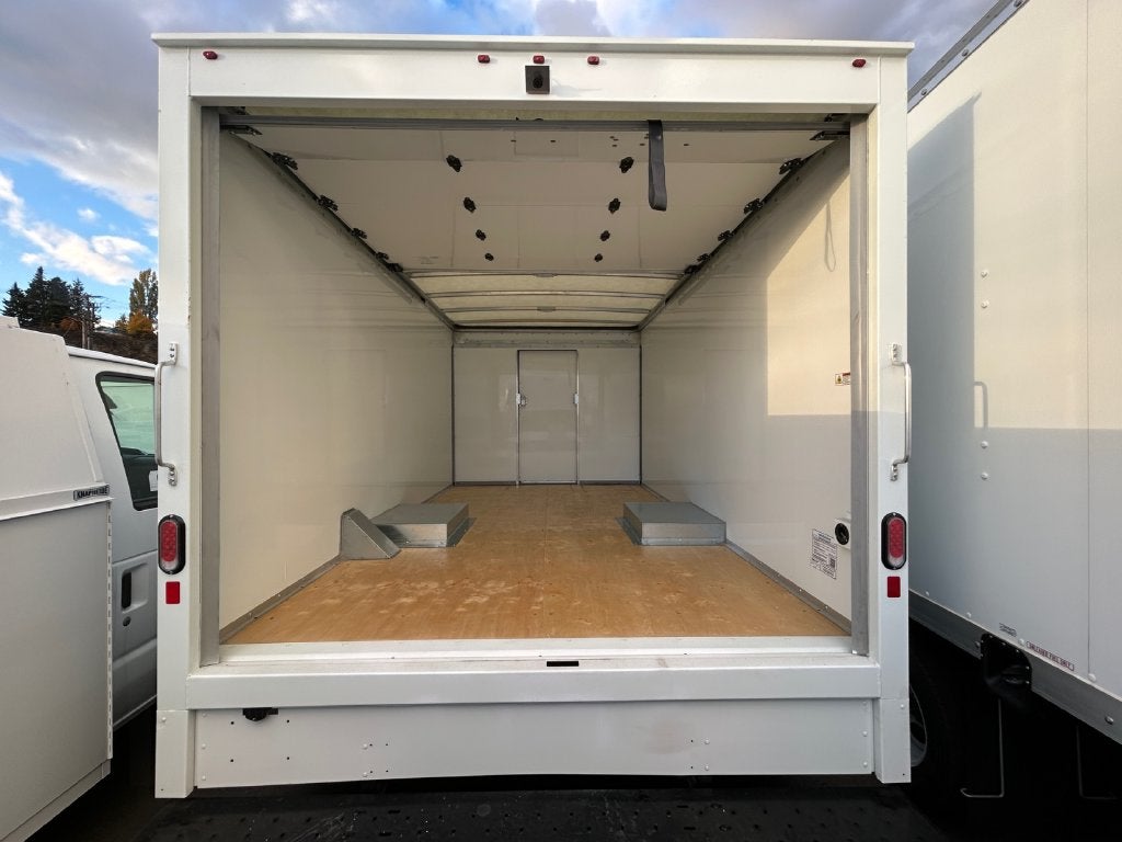 2026 Ford E-450 Box Van Base