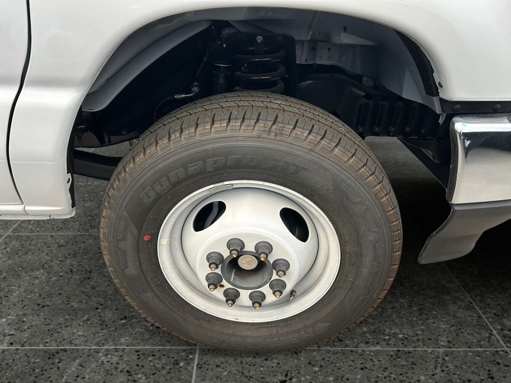 2026 Ford E-450SD Base