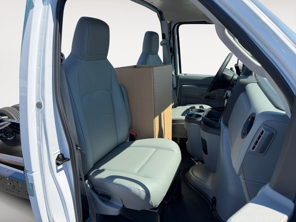 2027 Ford E-450SD Base