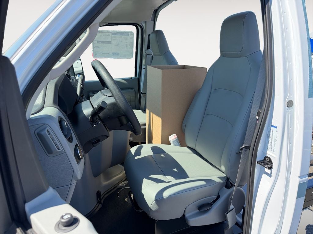 2027 Ford E-450SD Base