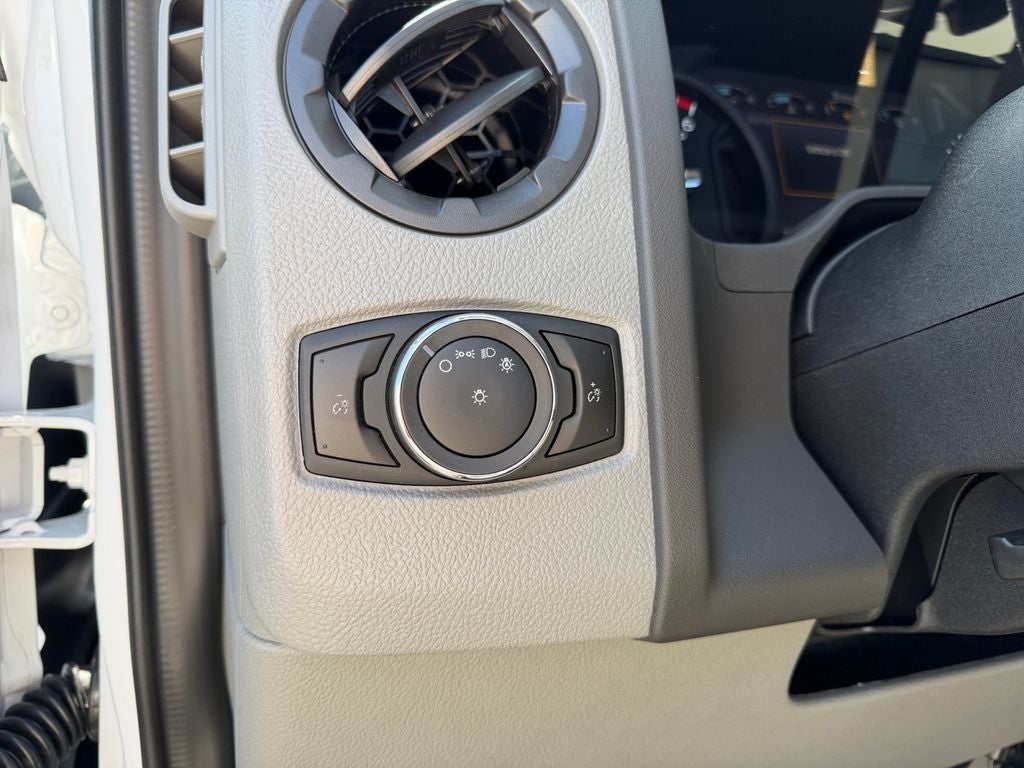 2027 Ford E-450SD Base