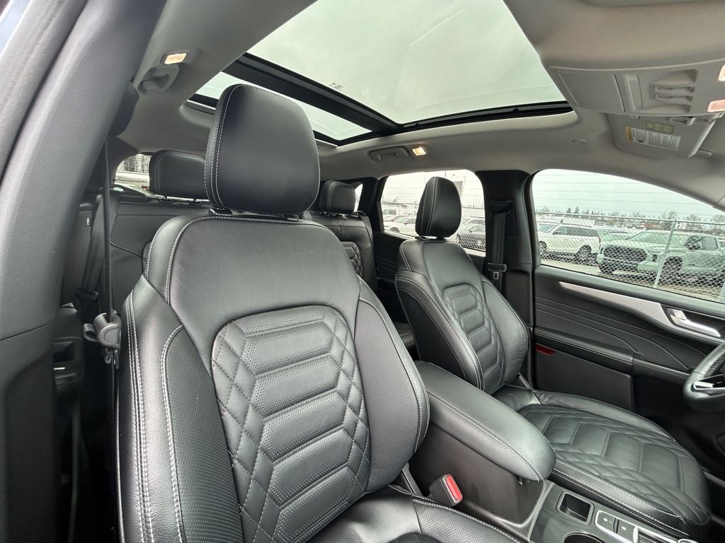 2023 Ford Escape Plug-In Hybrid Base