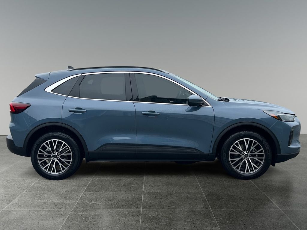 2023 Ford Escape Plug-In Hybrid Base