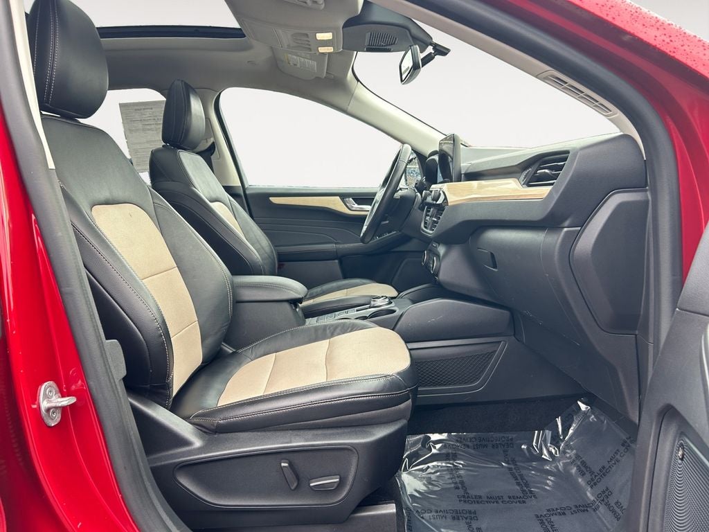 2021 Ford Escape Titanium