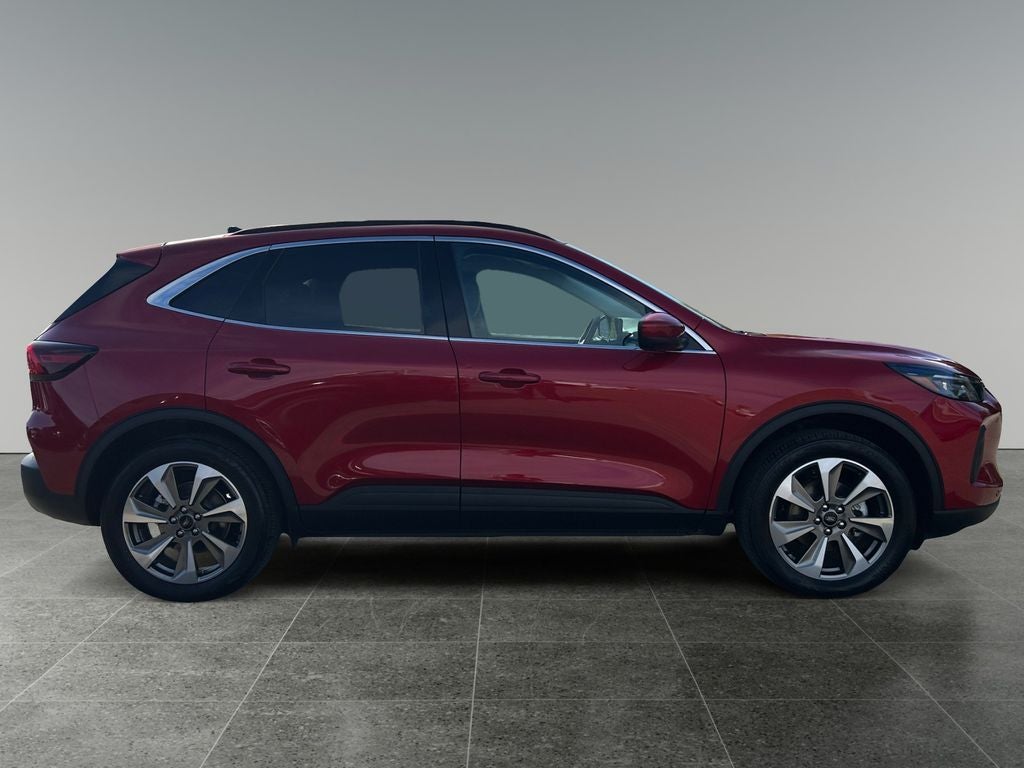 2025 Ford Escape Hybrid Platinum