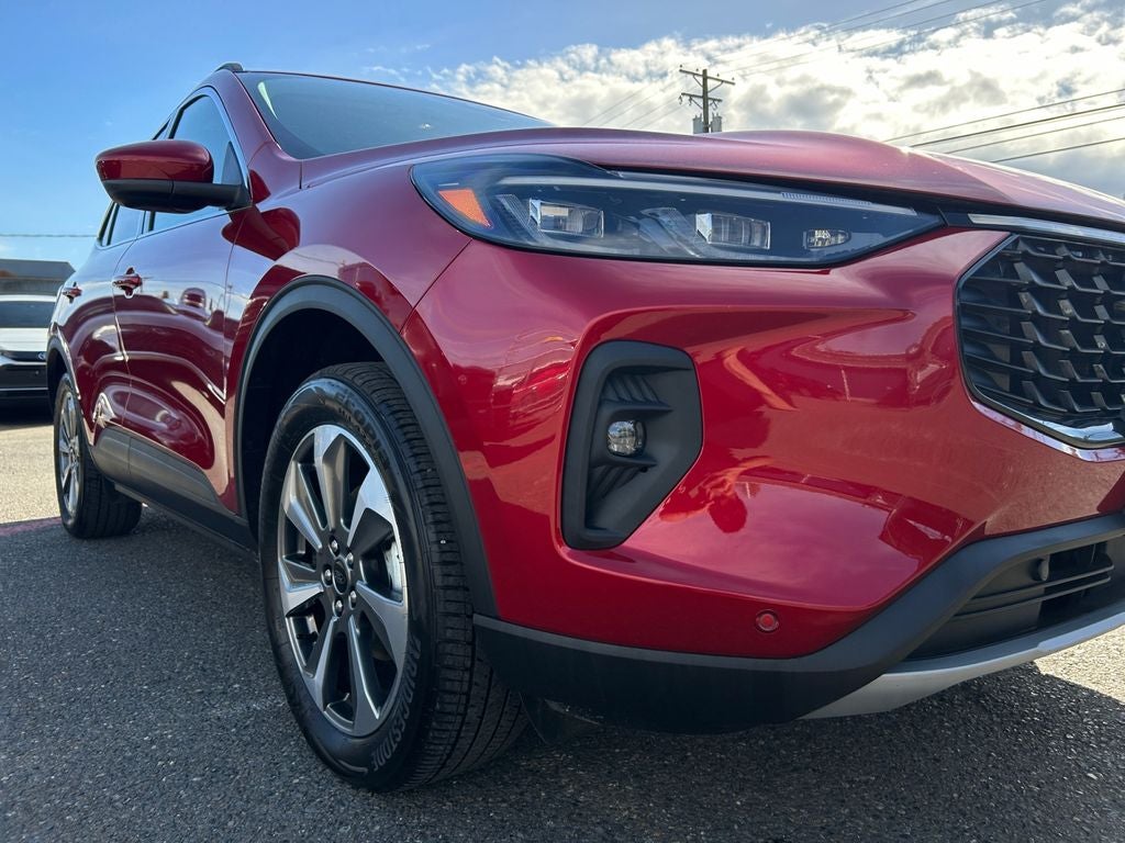 2025 Ford Escape Hybrid Platinum