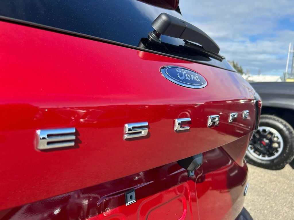 2025 Ford Escape Hybrid Platinum
