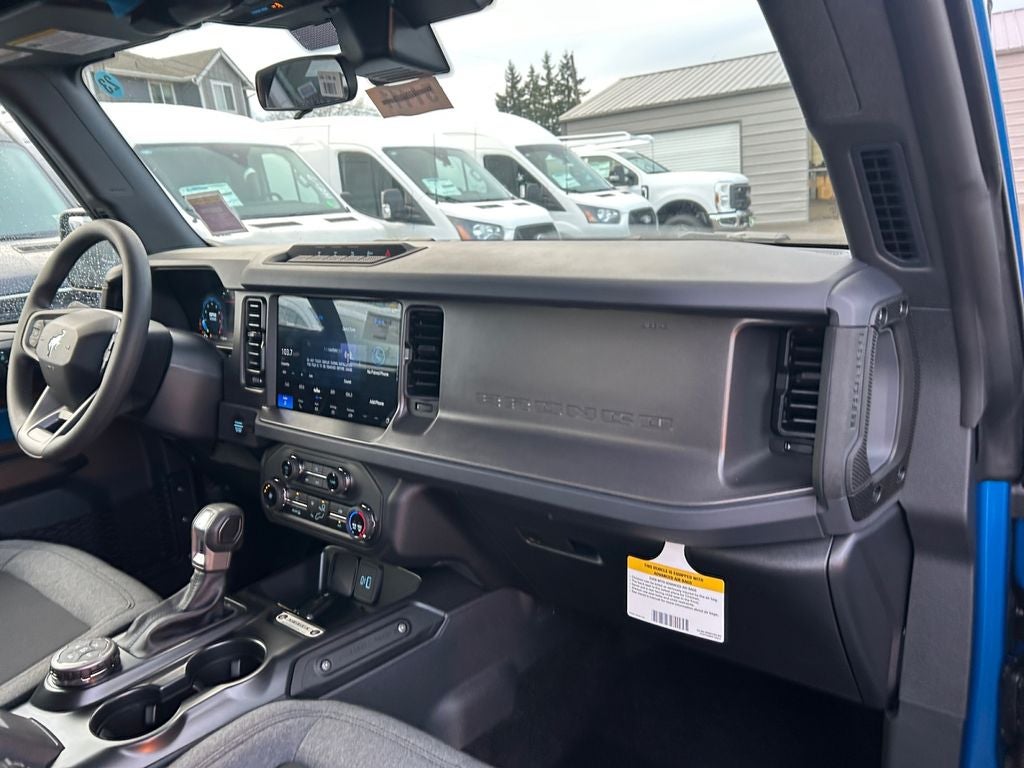 2025 Ford Bronco Base