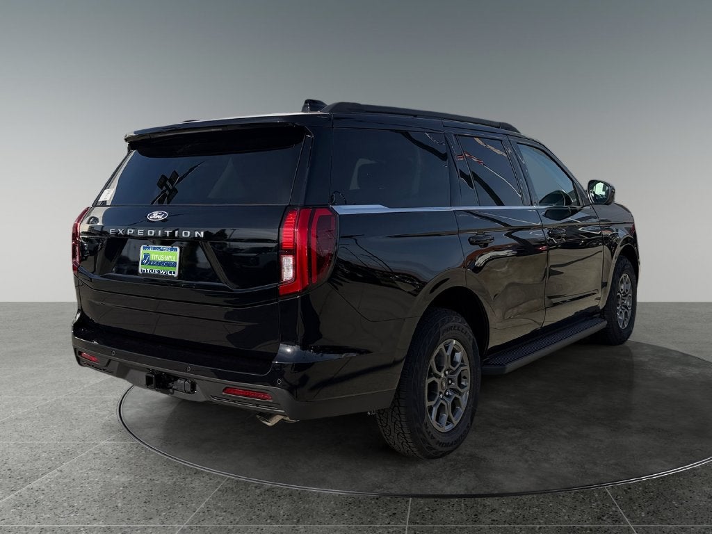 2027 Ford Expedition Active