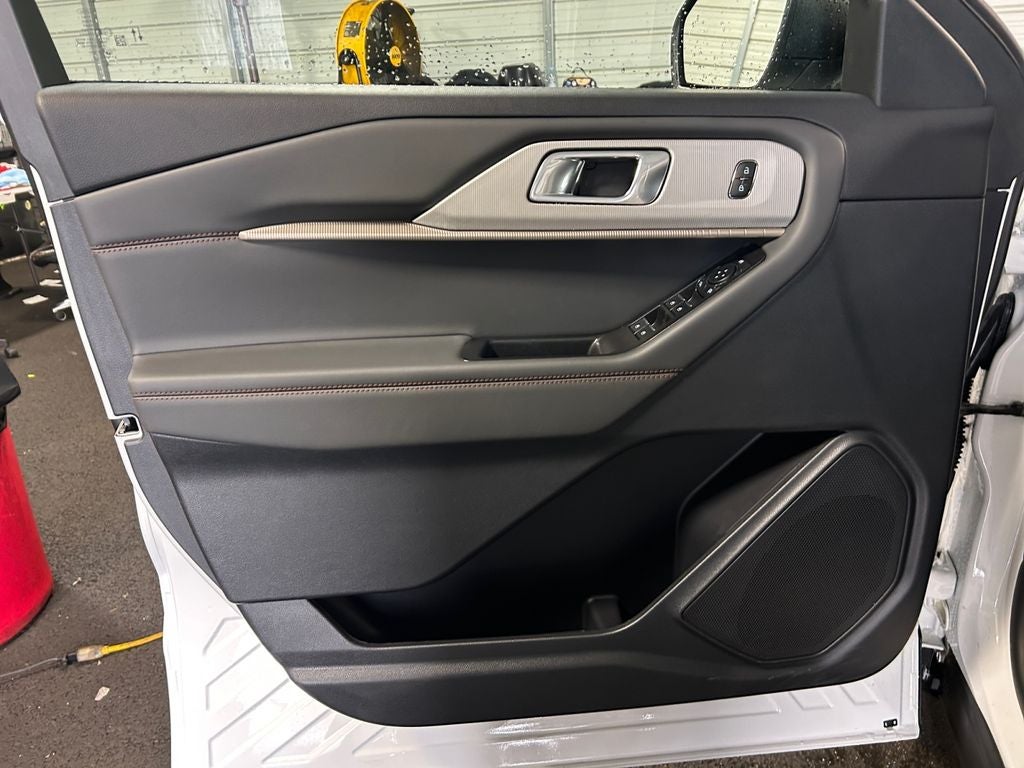 2026 Ford Explorer Active INTRANSIT