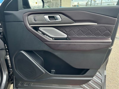 2025 Ford Explorer Platinum