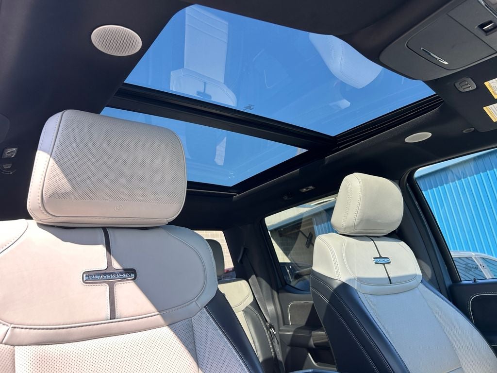 2023 Ford F-150 Lightning Platinum