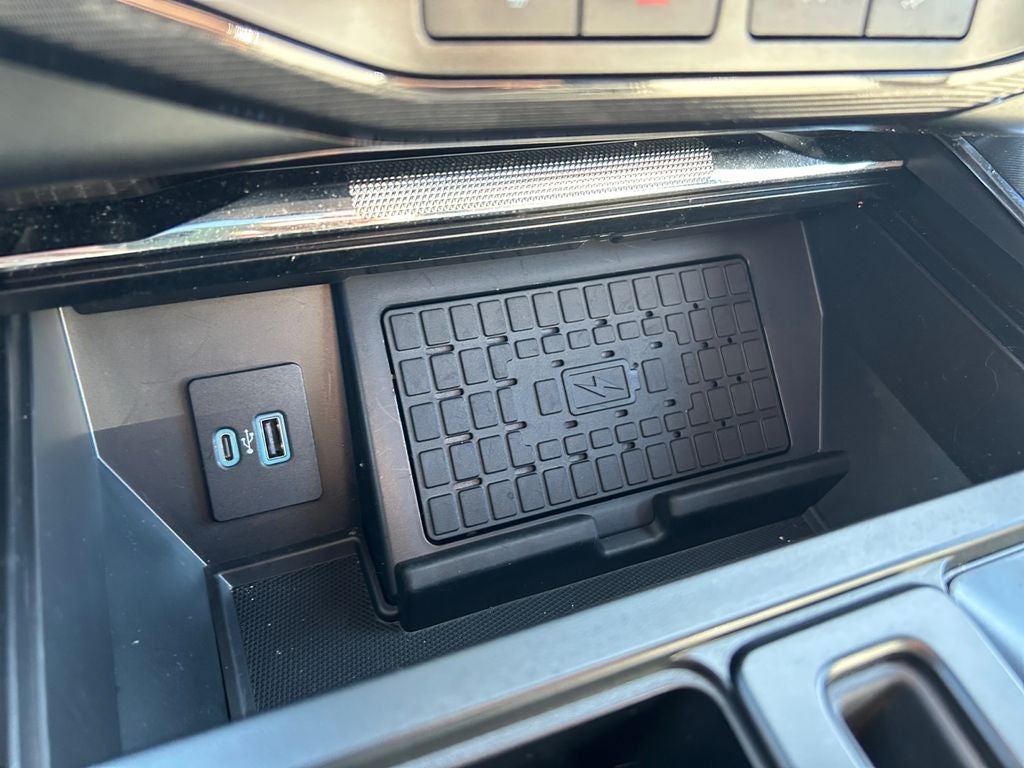 2023 Ford F-150 Lightning Platinum