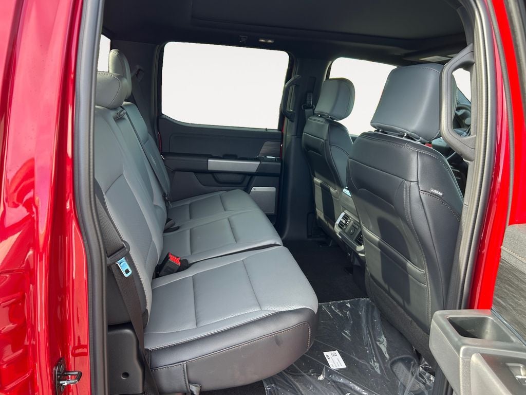 2025 Ford F-150 Lightning Lariat