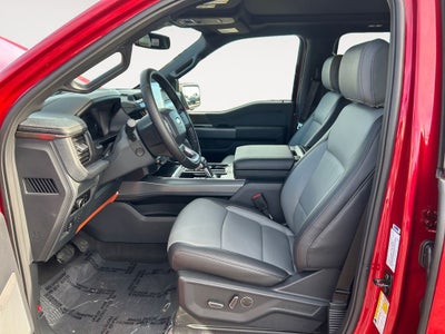 2025 Ford F-150 Lightning Lariat