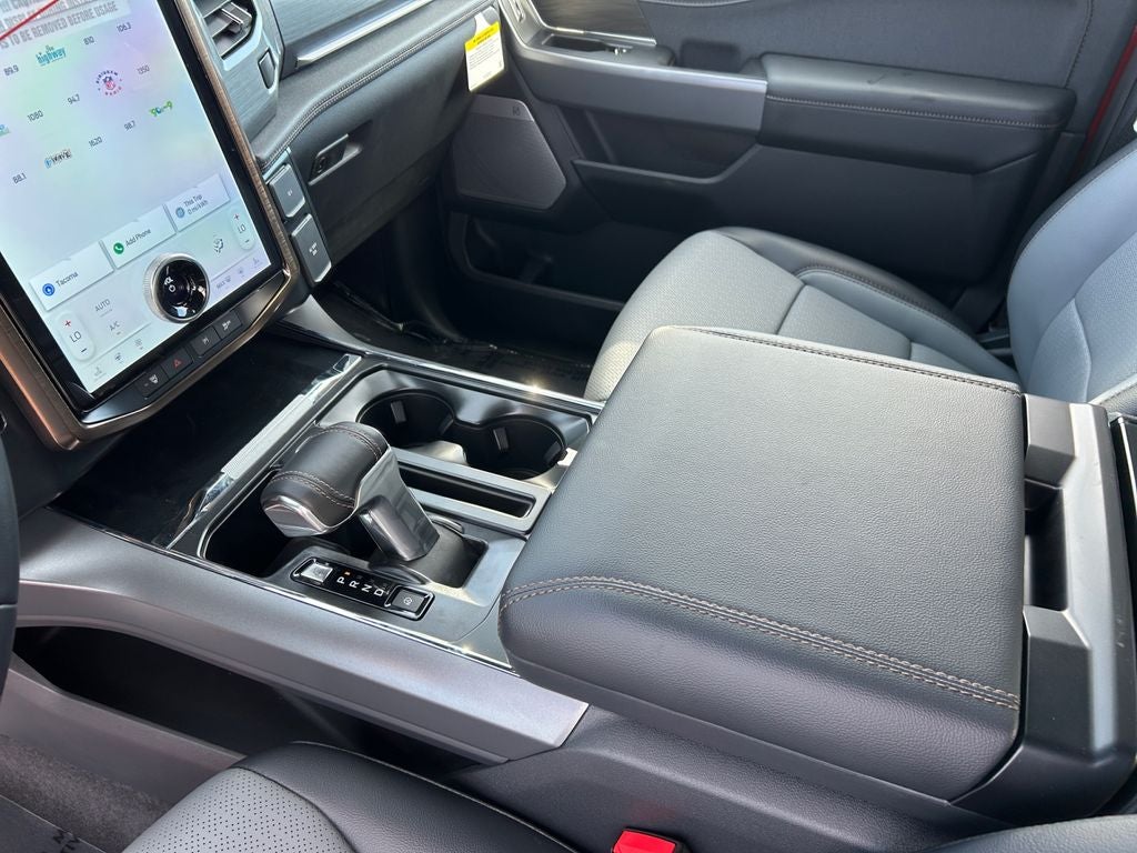 2025 Ford F-150 Lightning Lariat