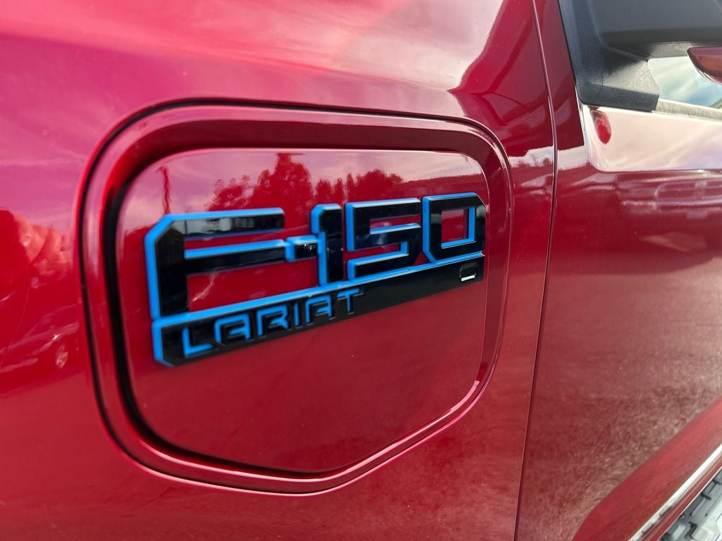 2025 Ford F-150 Lightning Lariat
