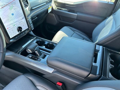 2025 Ford F-150 Lightning Lariat