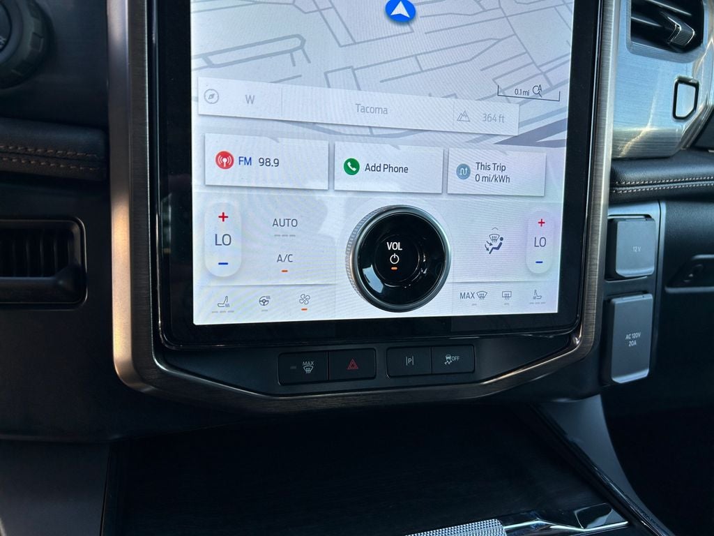 2025 Ford F-150 Lightning Lariat