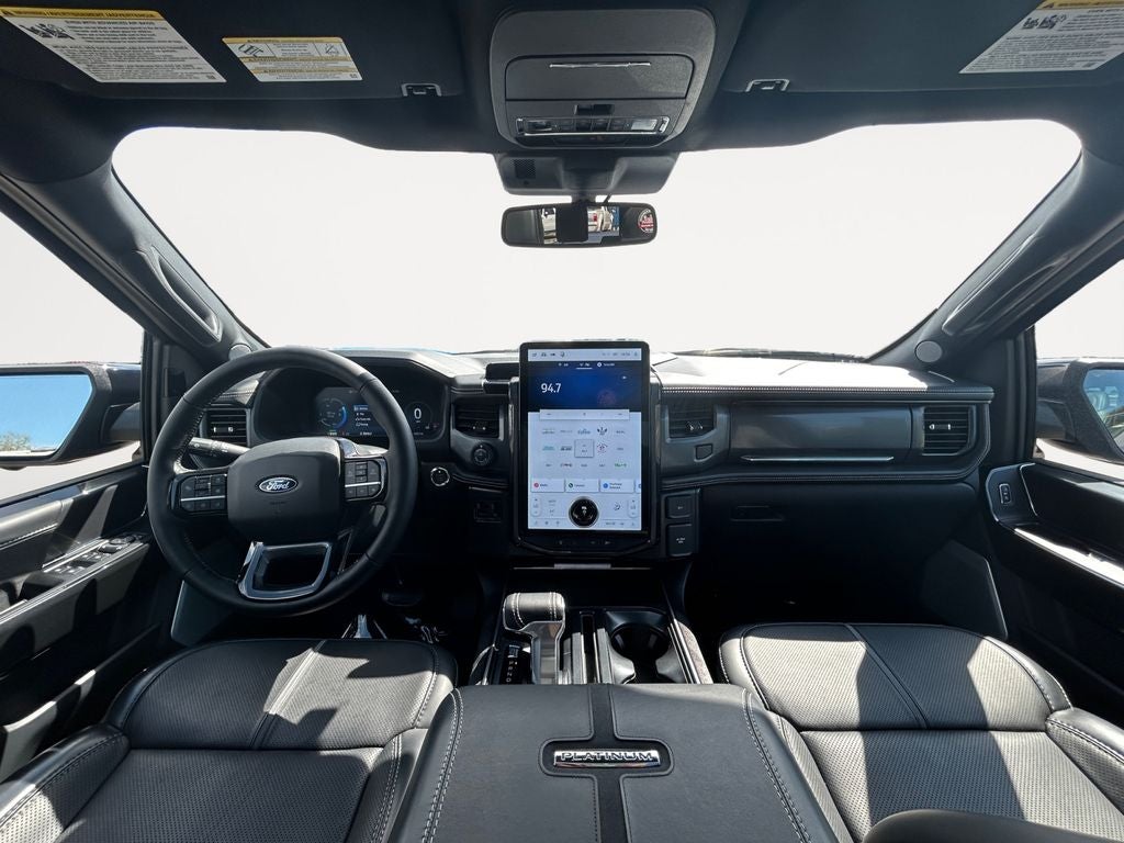 2025 Ford F-150 Lightning Platinum