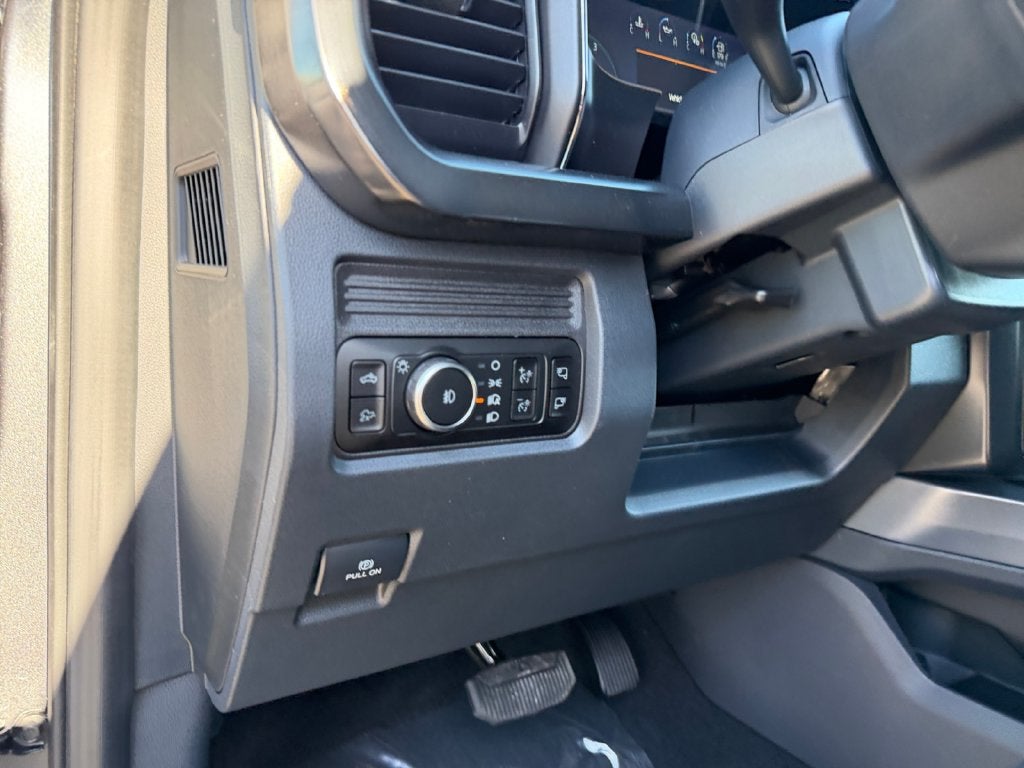 2027 Ford F-250SD Lariat
