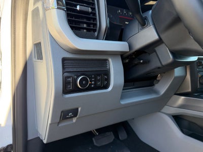 2027 Ford F-250SD XLT
