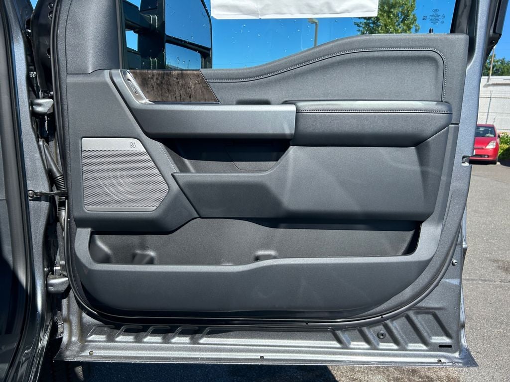 2025 Ford F-250SD Lariat