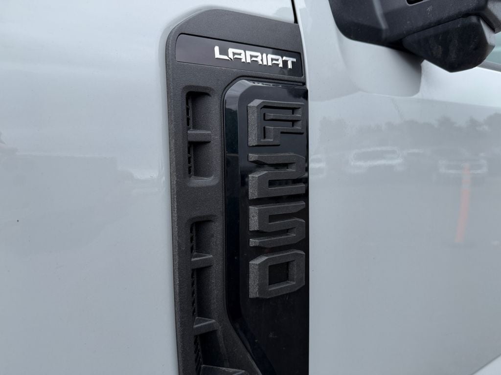 2026 Ford F-250SD Lariat ROUSH
