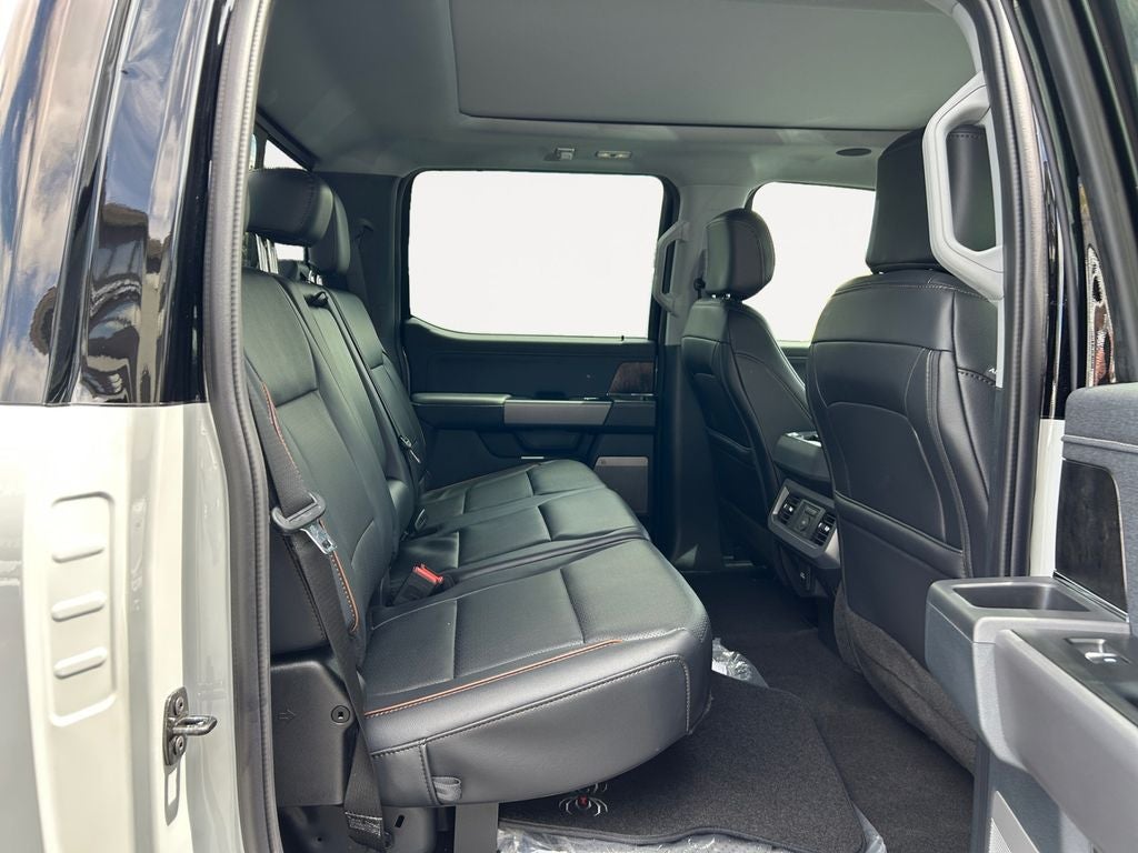 2025 Ford F-250 Black Widow Lariat