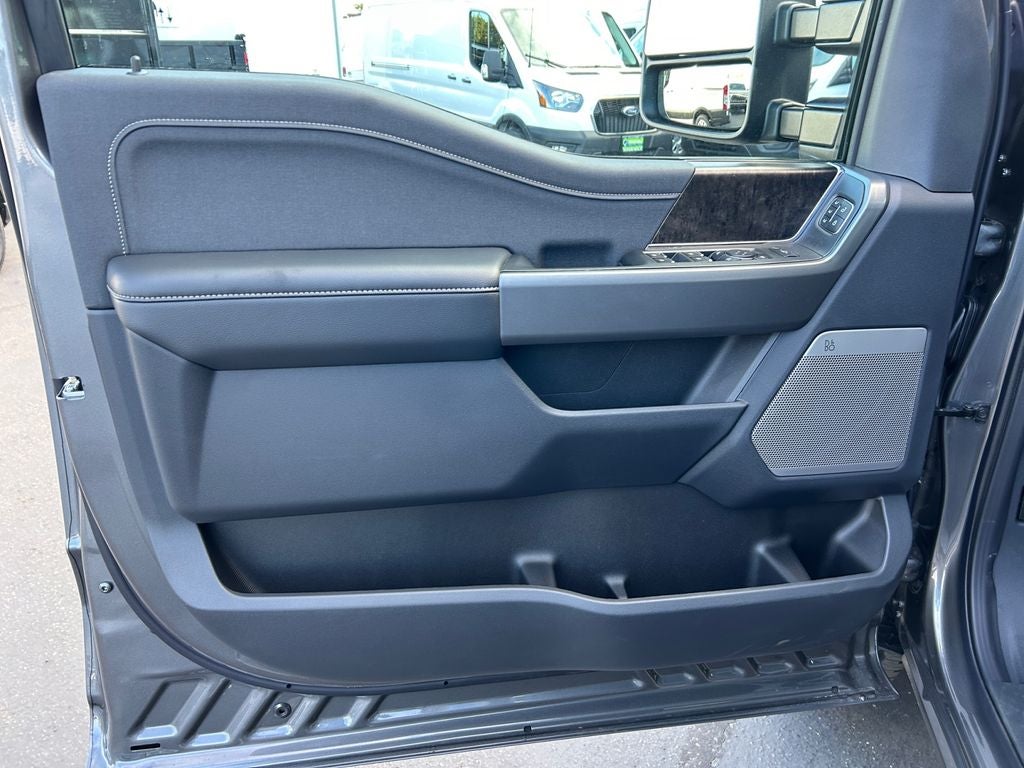 2025 Ford F-250SD Lariat